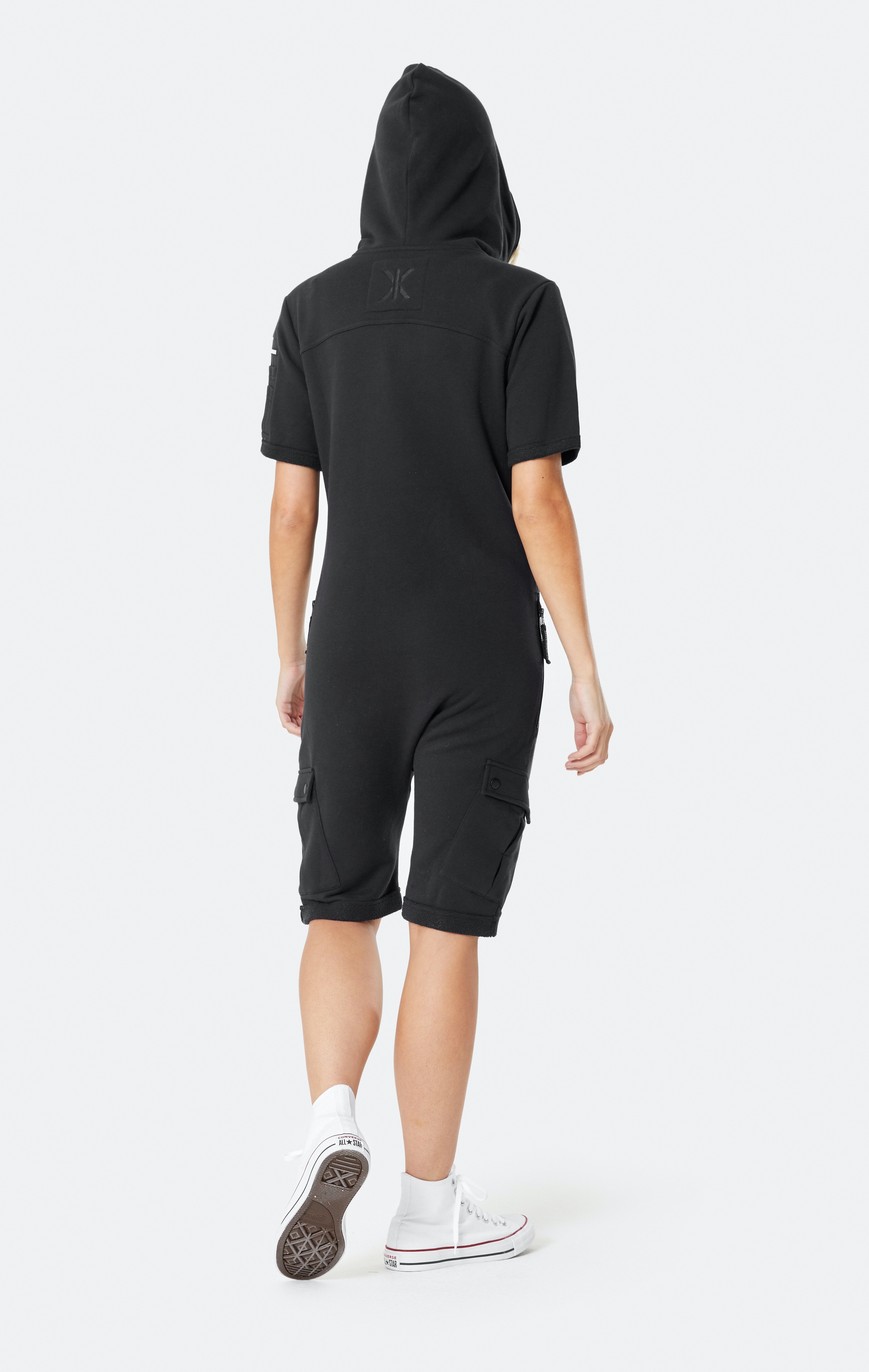 onepiece-cargo-short-jumpsuit-overall-schwarz-taschen image 3