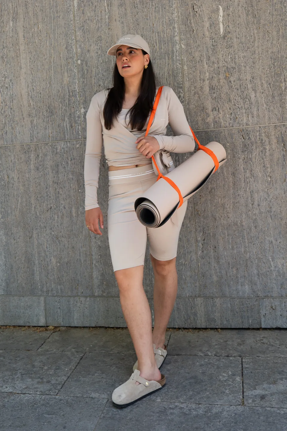 oh-april-roxie-bike-shorts-taupe-radlerhose-slim-fit image 1