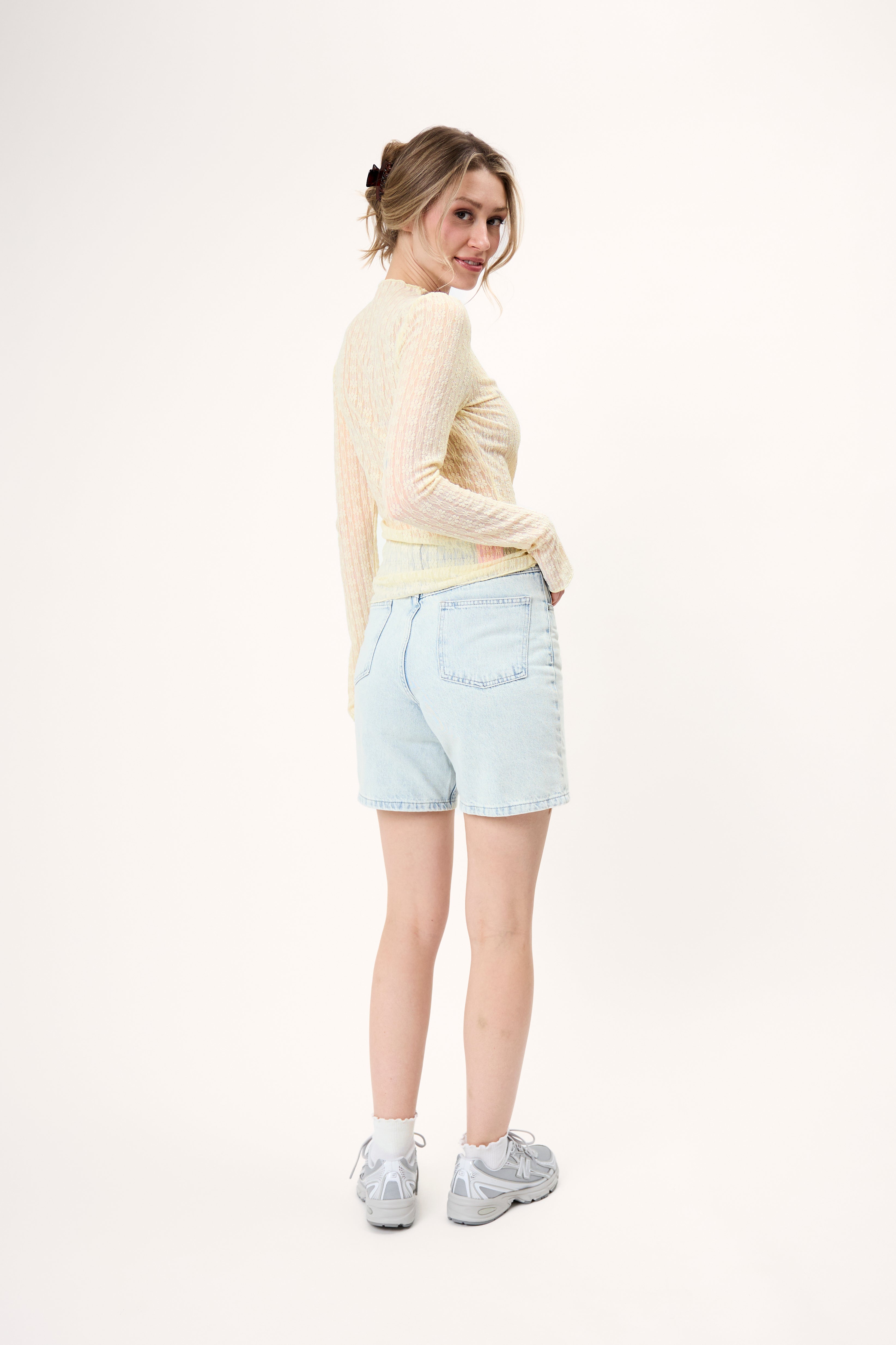 oh-april-zahara-lace-longsleeve-off-white-spitze image 7