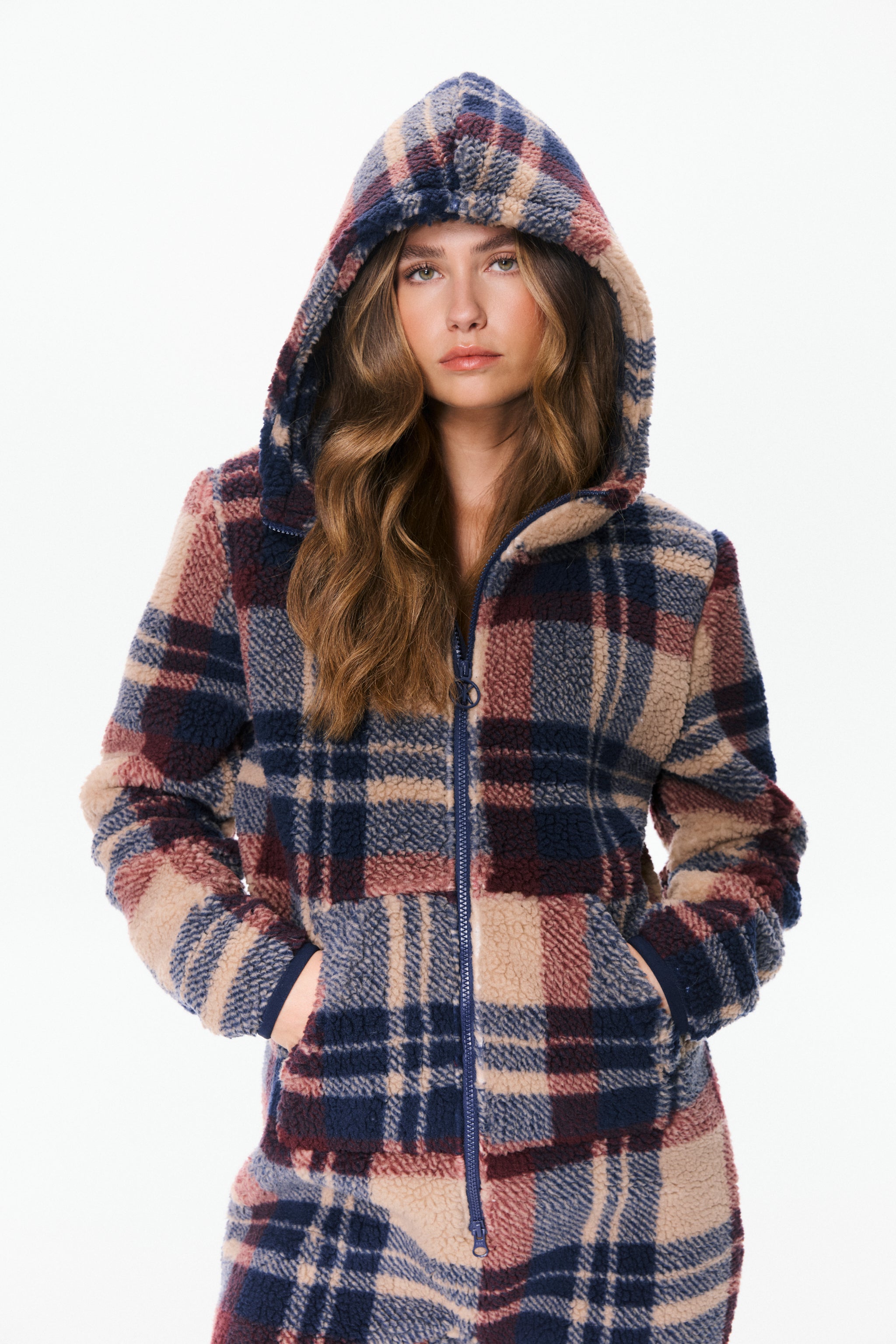 onepiece-earthy-fleece-jumpsuit-damen-brown-check image 7