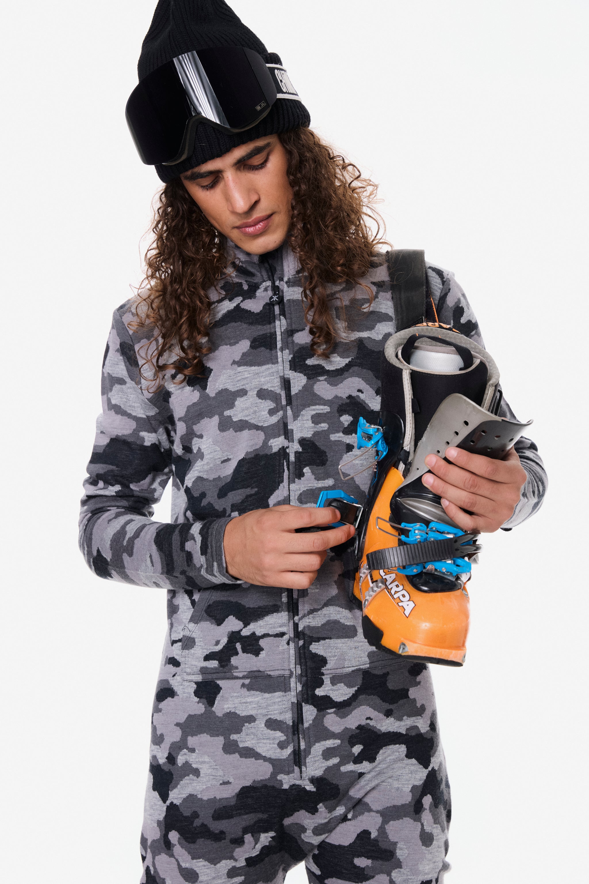 onepiece-baselayer-unisex-camo-jumpsuit-overall-grau-merino image 6