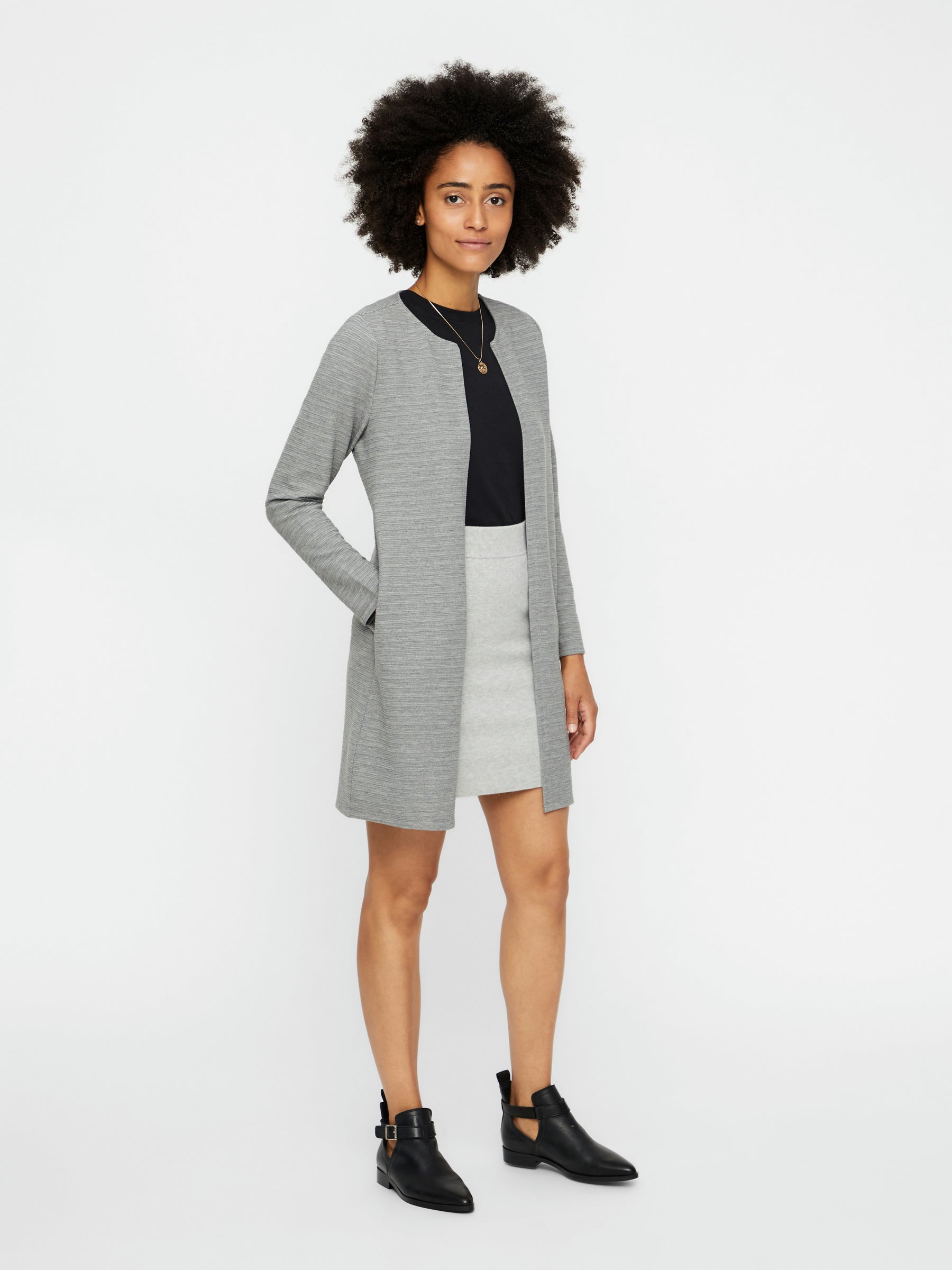 noisy-may-jumpers-langer-cardigan-strickjacke-rundhals-4 image 4