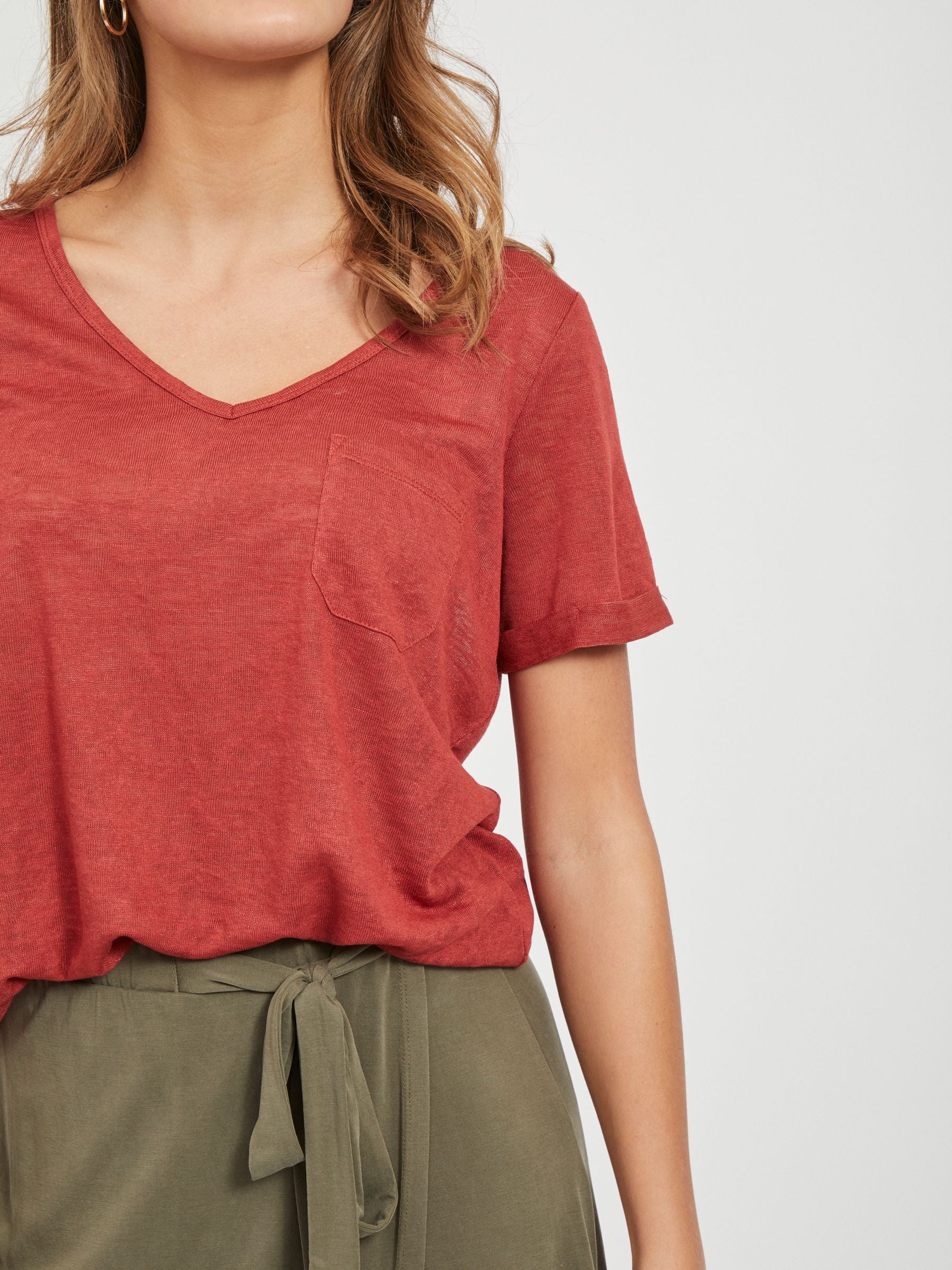 object-objtessi-t-shirt-v-ausschnitt-regular-fit image 6