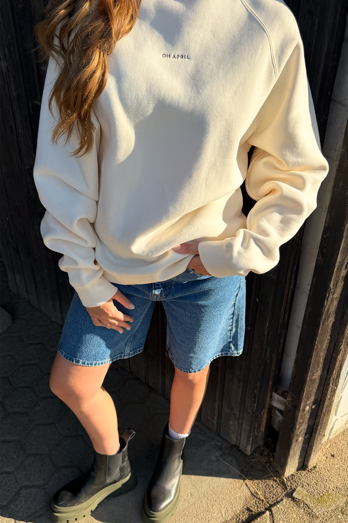 oh-april-ov-sweater-raglan-cowgirl-era-off-white image 3