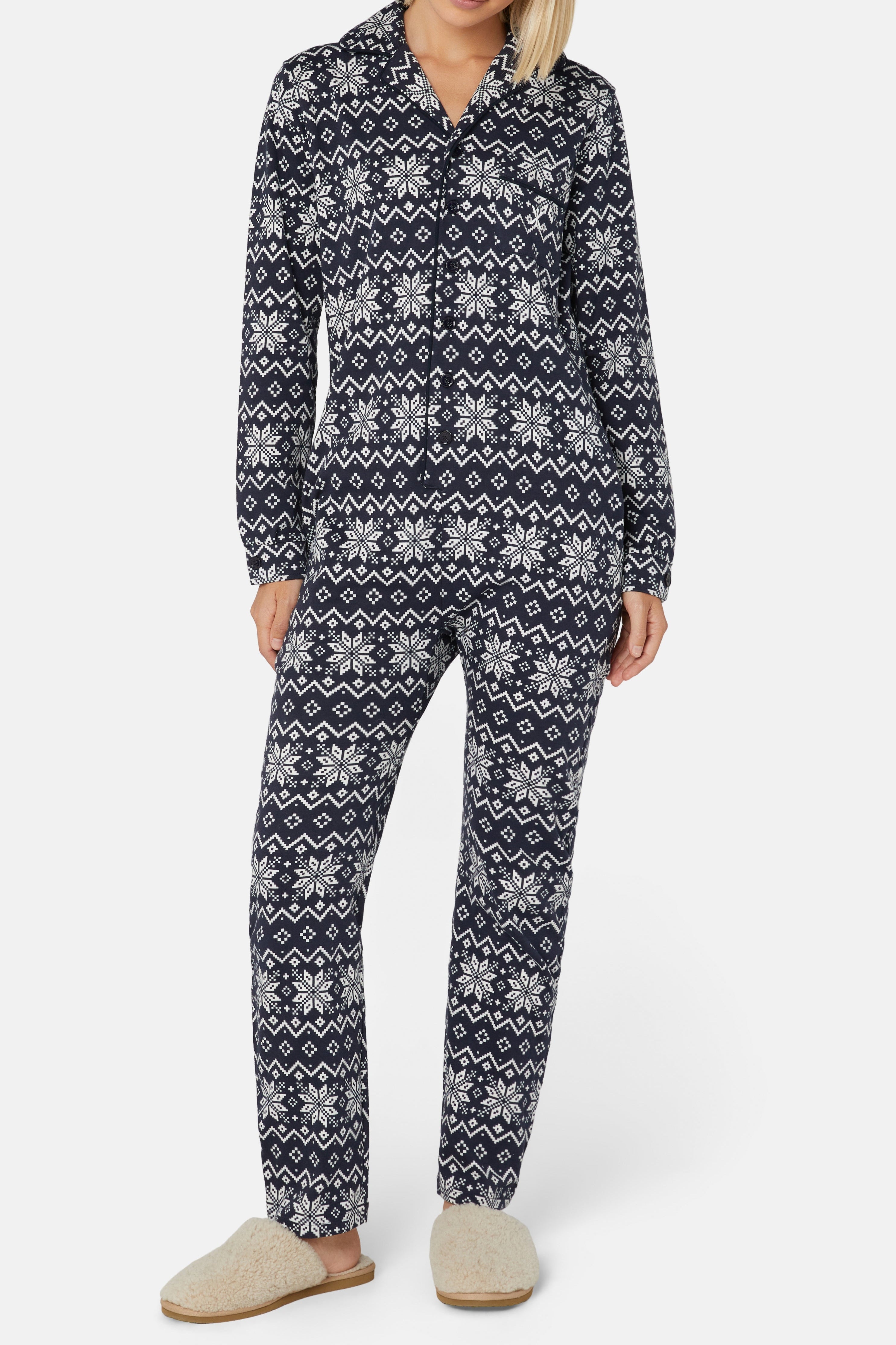onepiece-the-winter-pyjamas-navy-damen-schlafanzug image 2