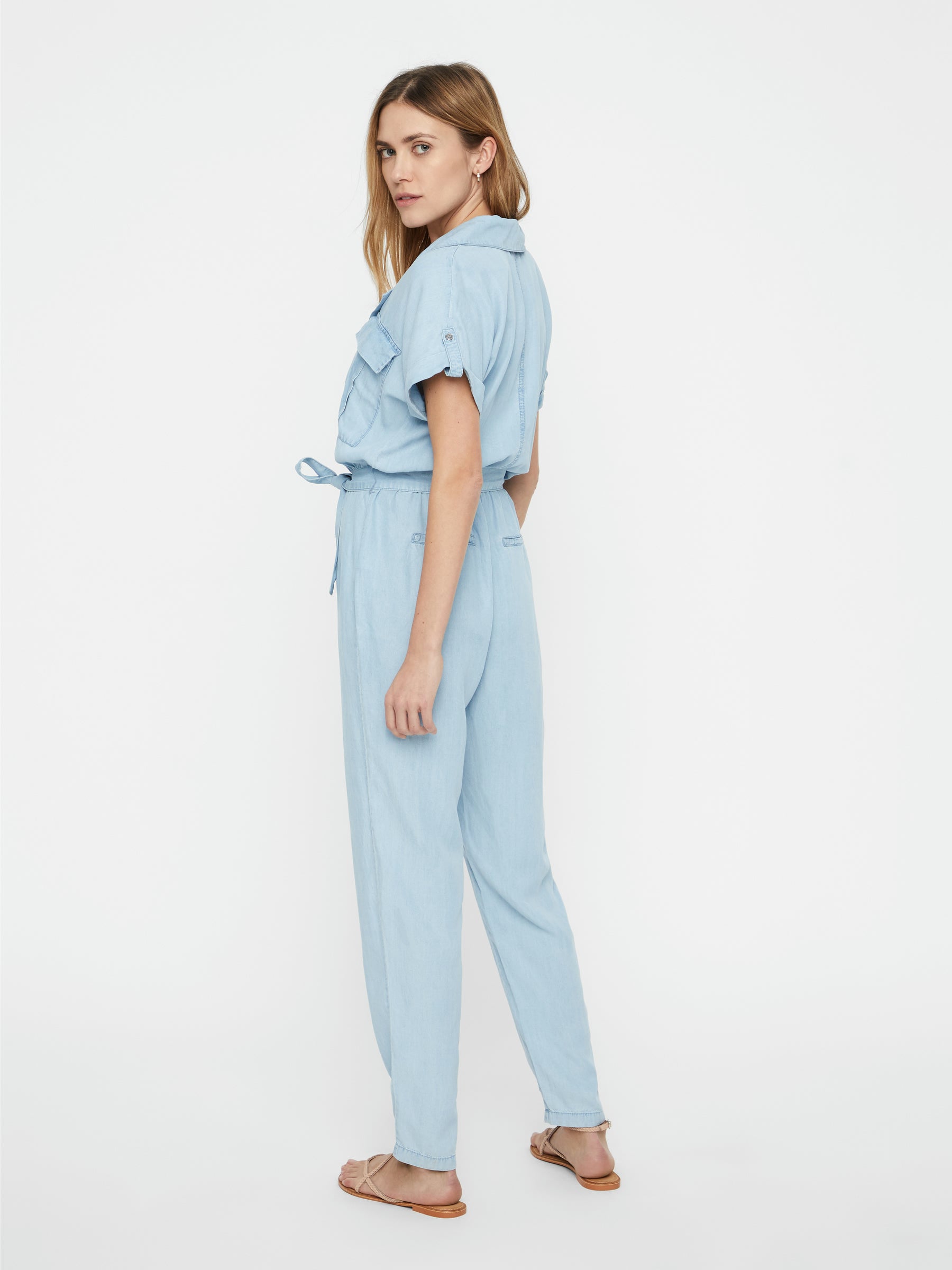 noisy-may-jumpsuit-kurzarm-v-hals-g-rtel image 3