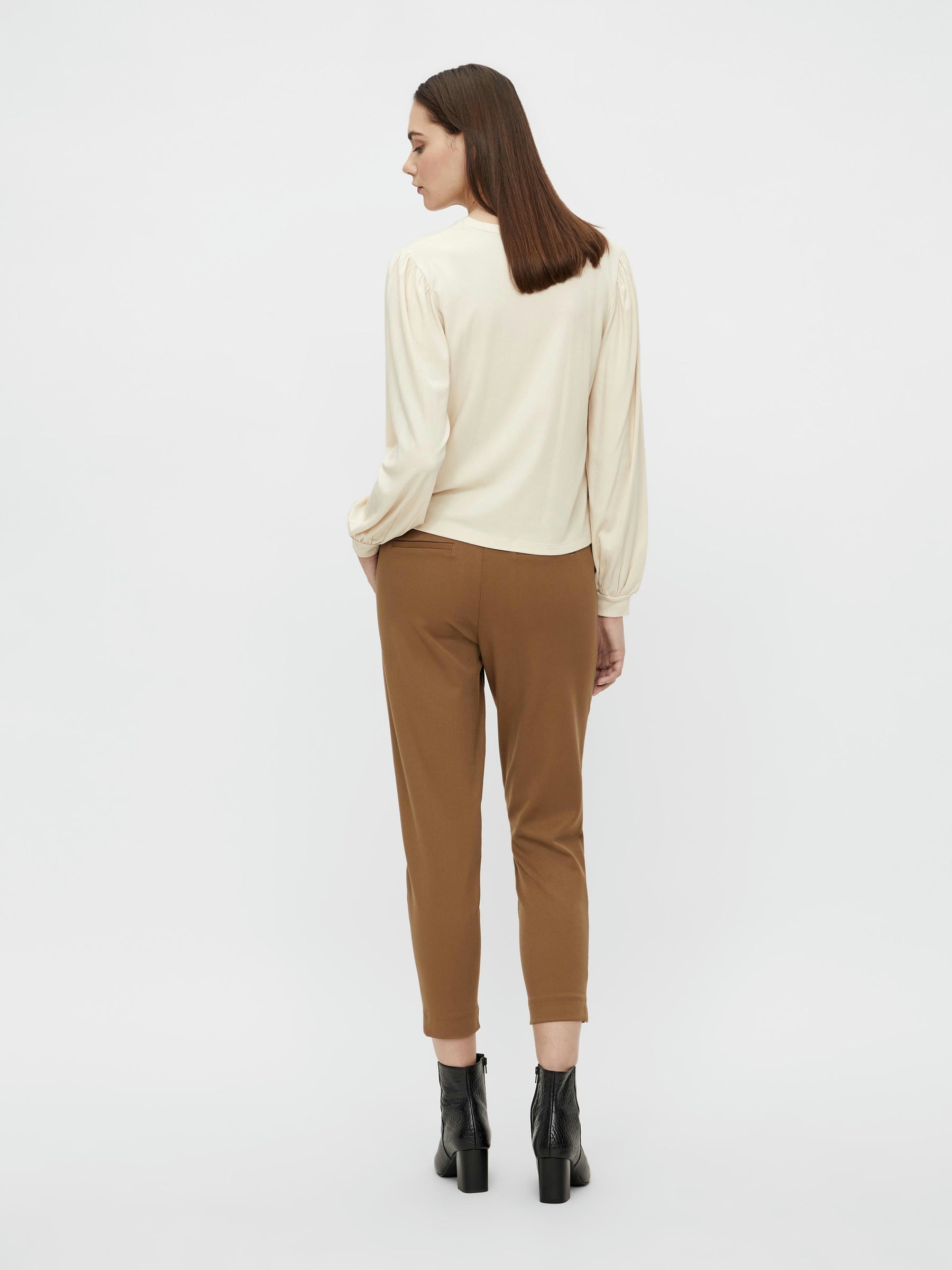 object-objlisa-hose-cropped-slim-fit-stretch-7 image 3