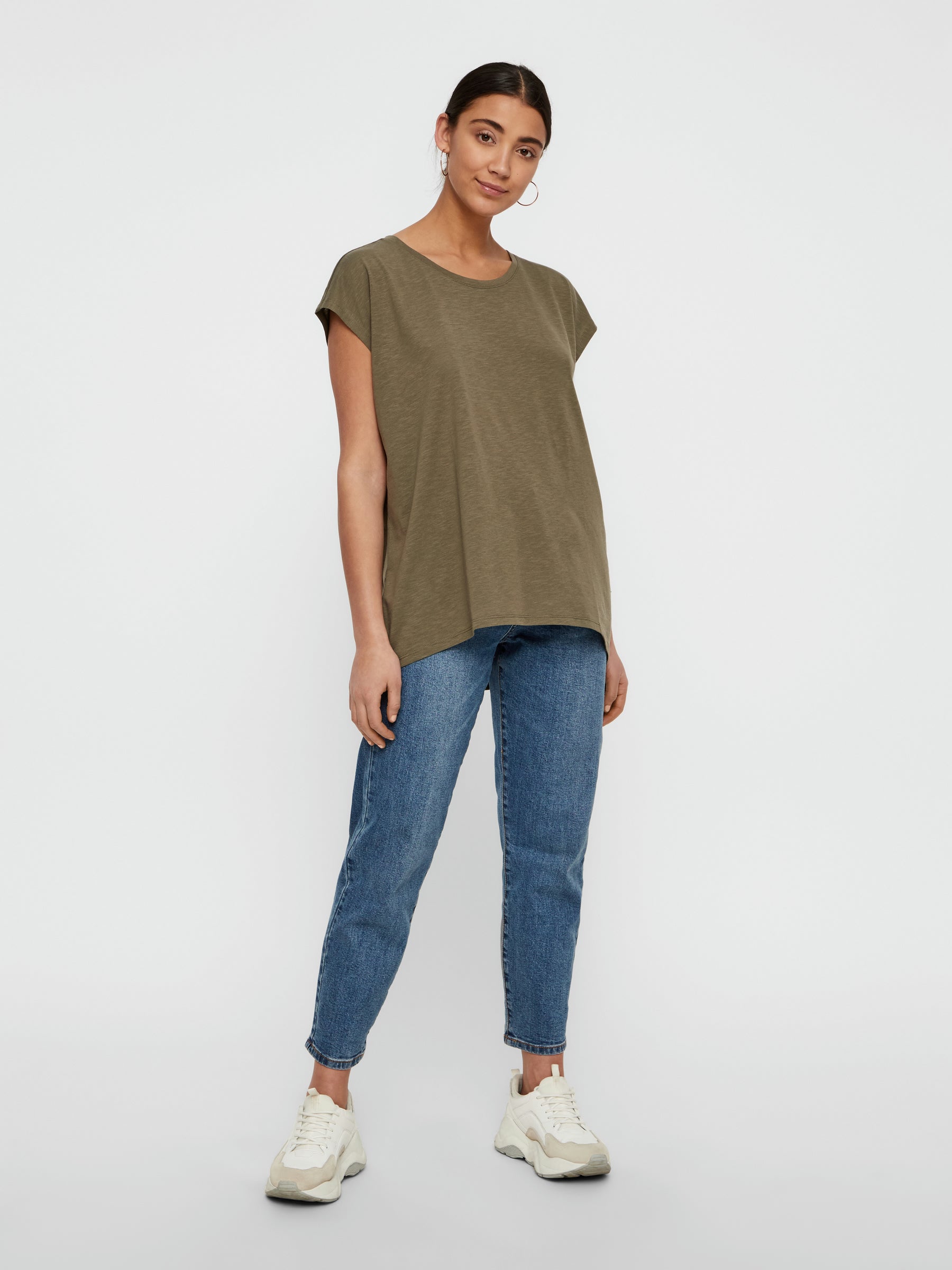 noisy-may-oversized-t-shirt-damen-rundhals-loose-fit-3 image 4