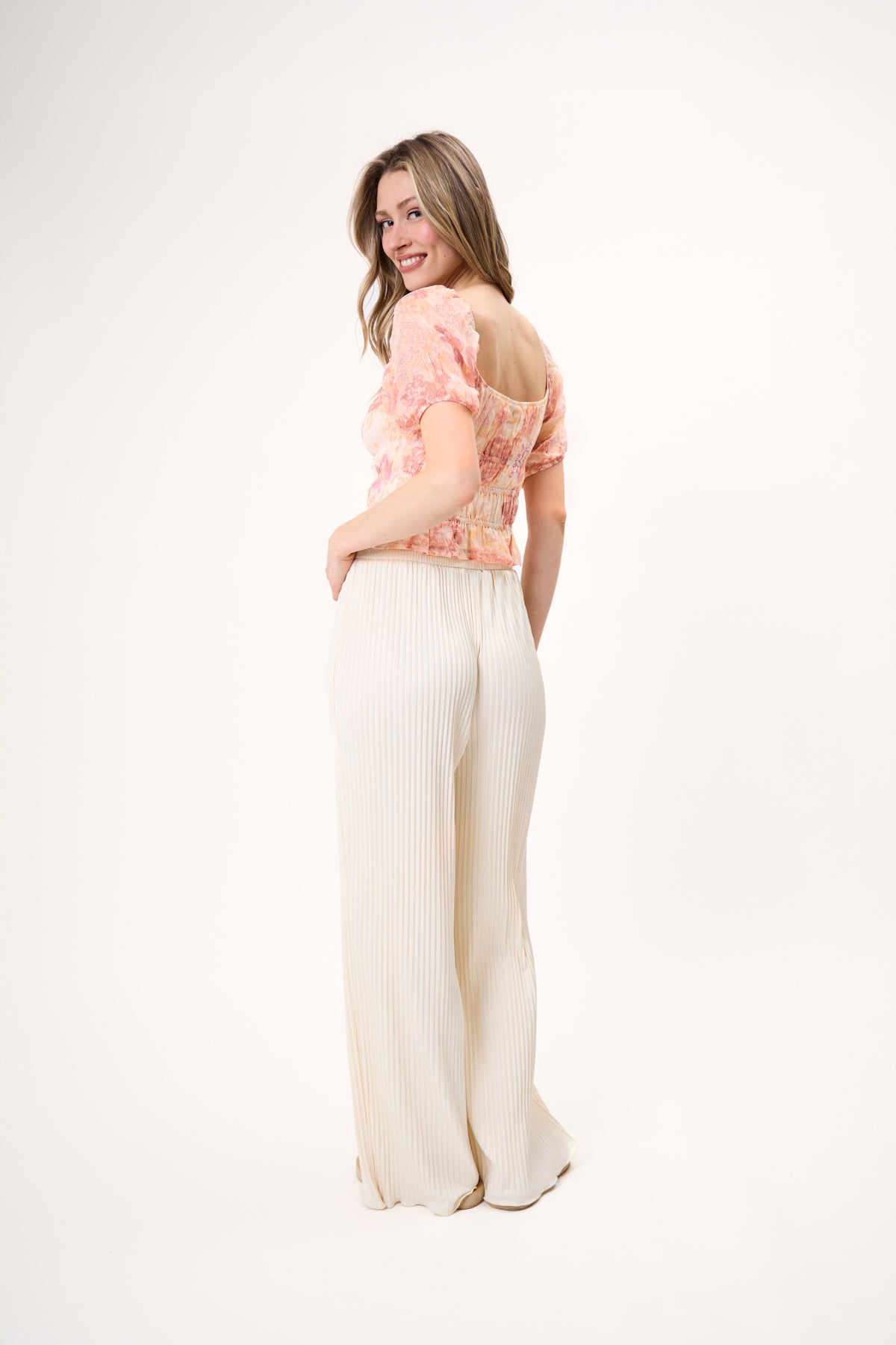 oh-april-kiera-plissee-pants-hose-beige-plissee image 7
