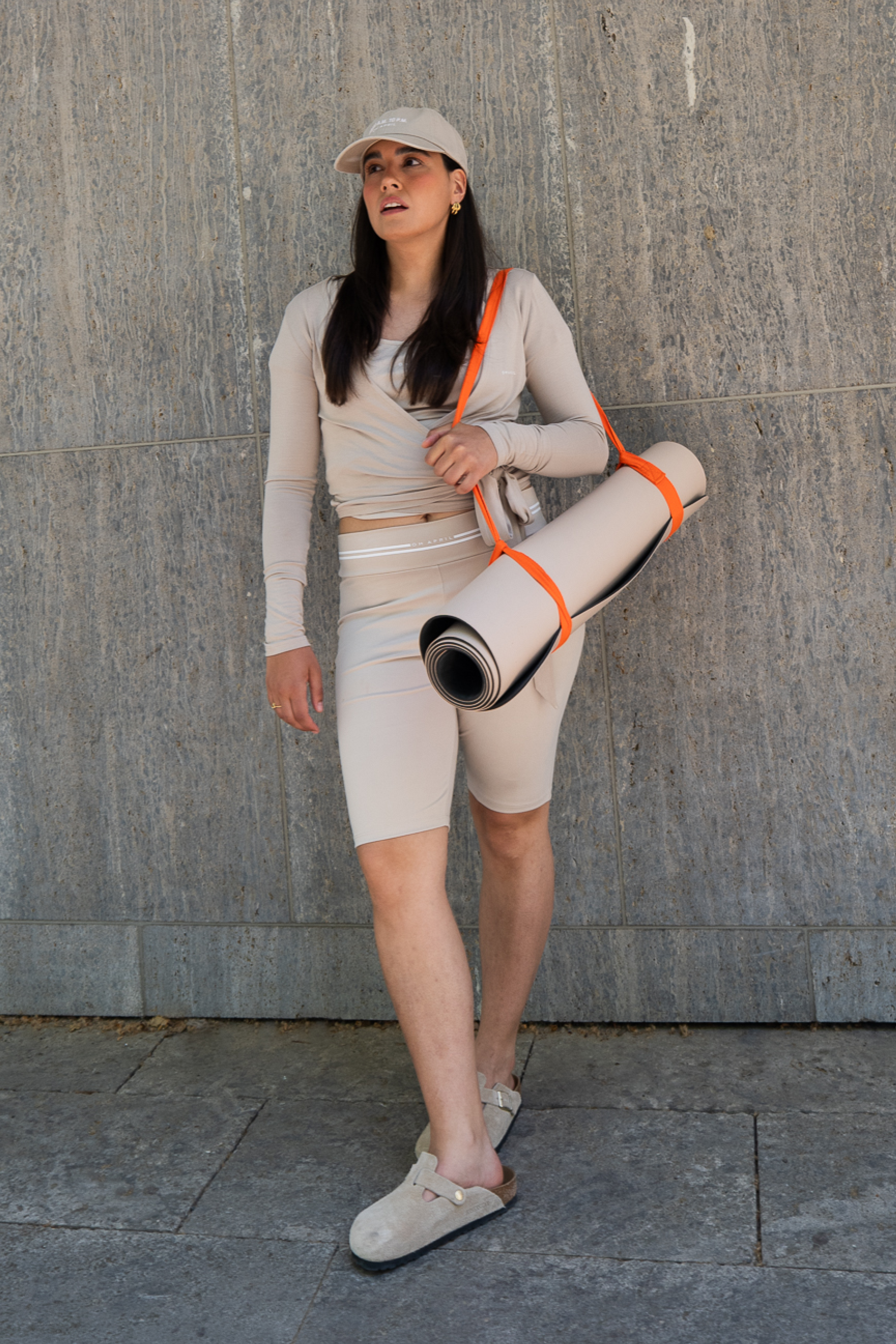 oh-april-roxie-bike-shorts-taupe-radlerhose-slim-fit image 1