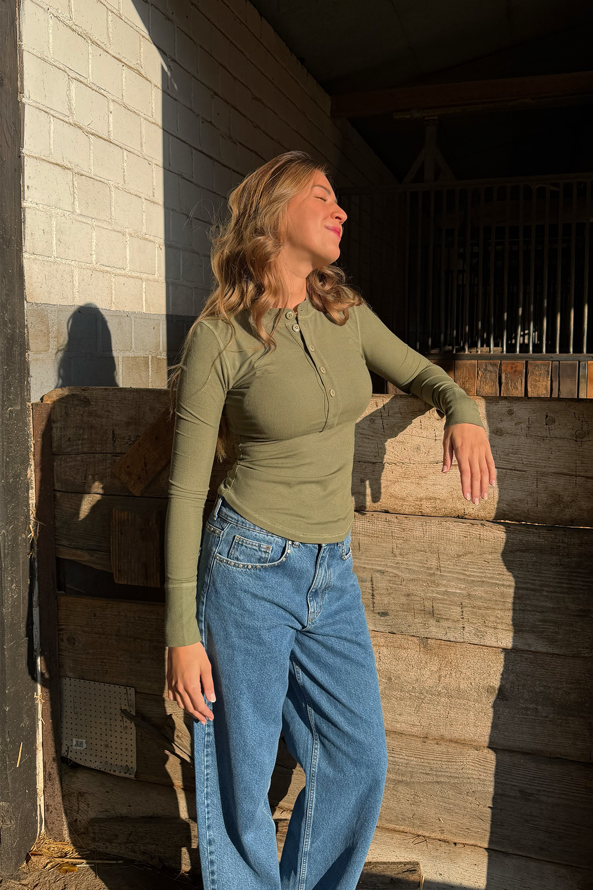 oh-april-maris-longsleeve-olive-slim-fit-modal image 7