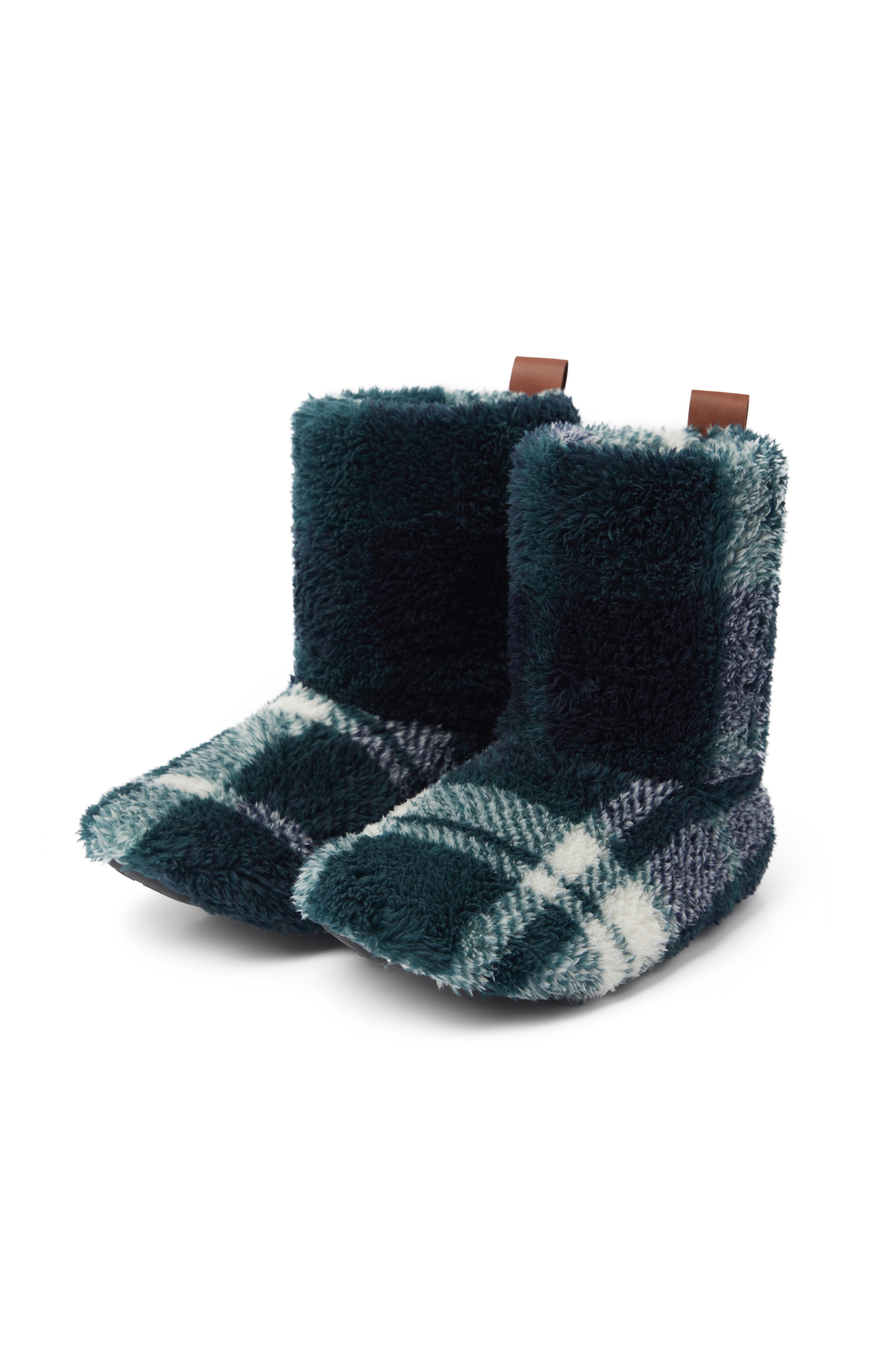 onepiece-puppy-slippers-hausschuhe-green-check-fleece image 1