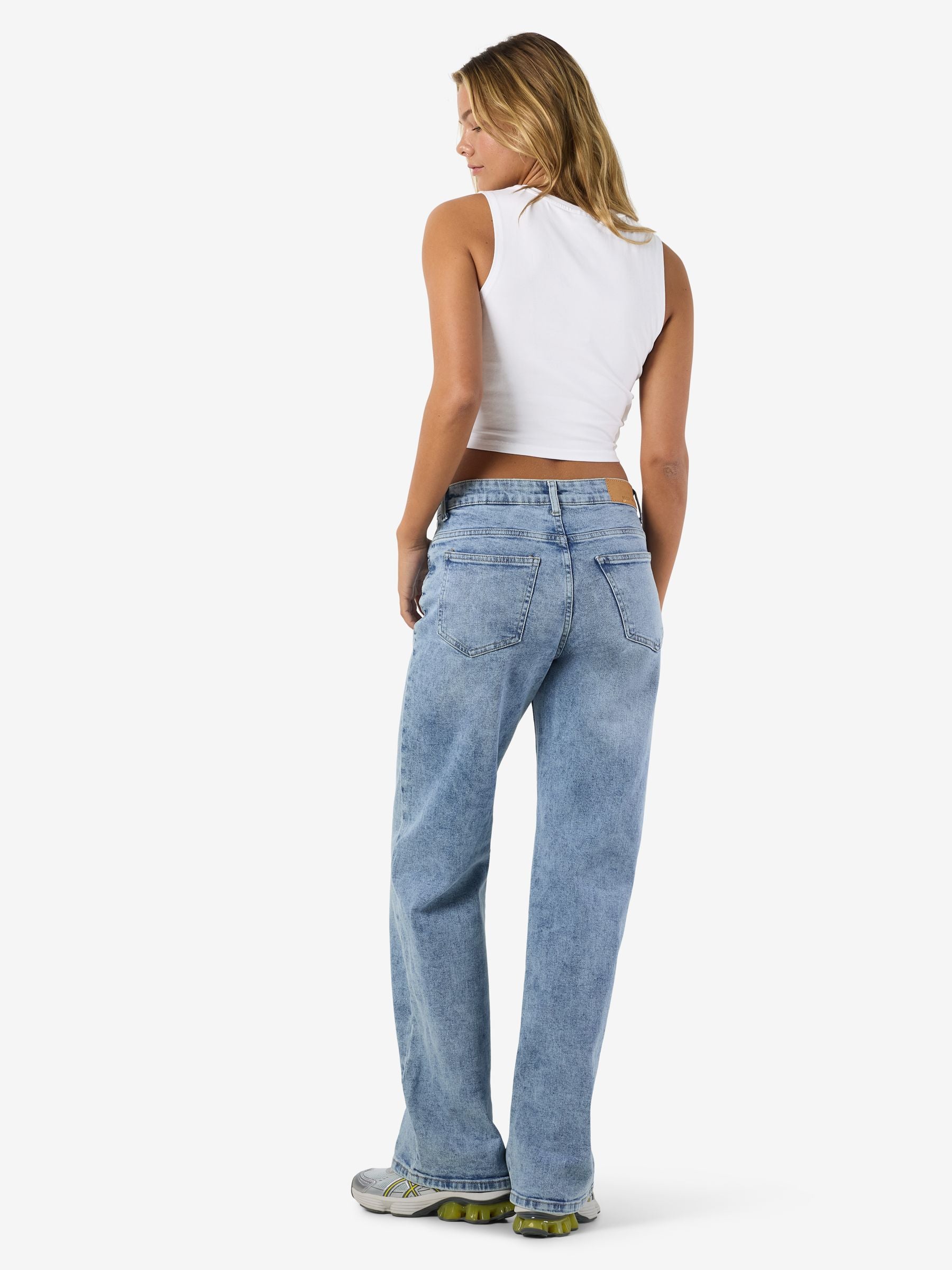 noisy-may-cropped-top-rmelloses-top-mit-knoten image 5