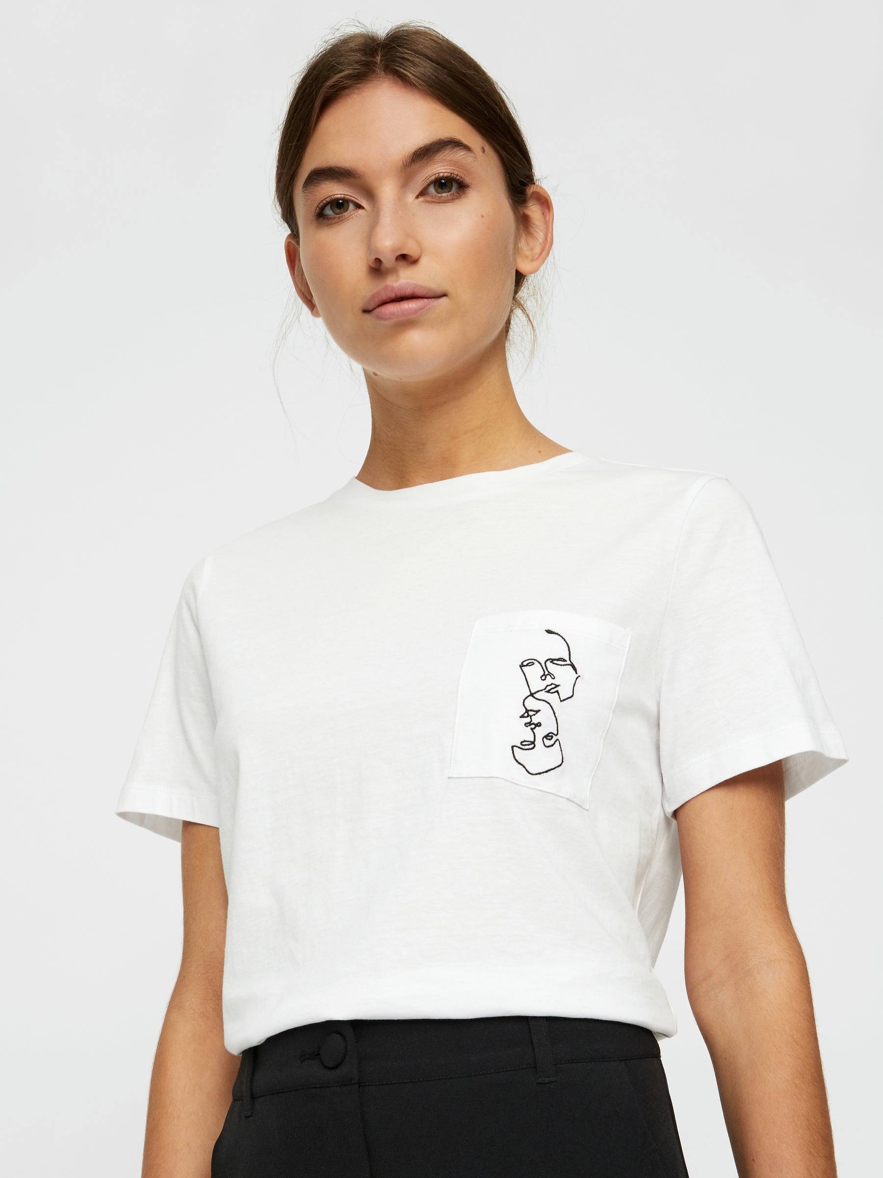 noisy-may-regular-fit-t-shirt-mit-brusttasche-stickerei image 5