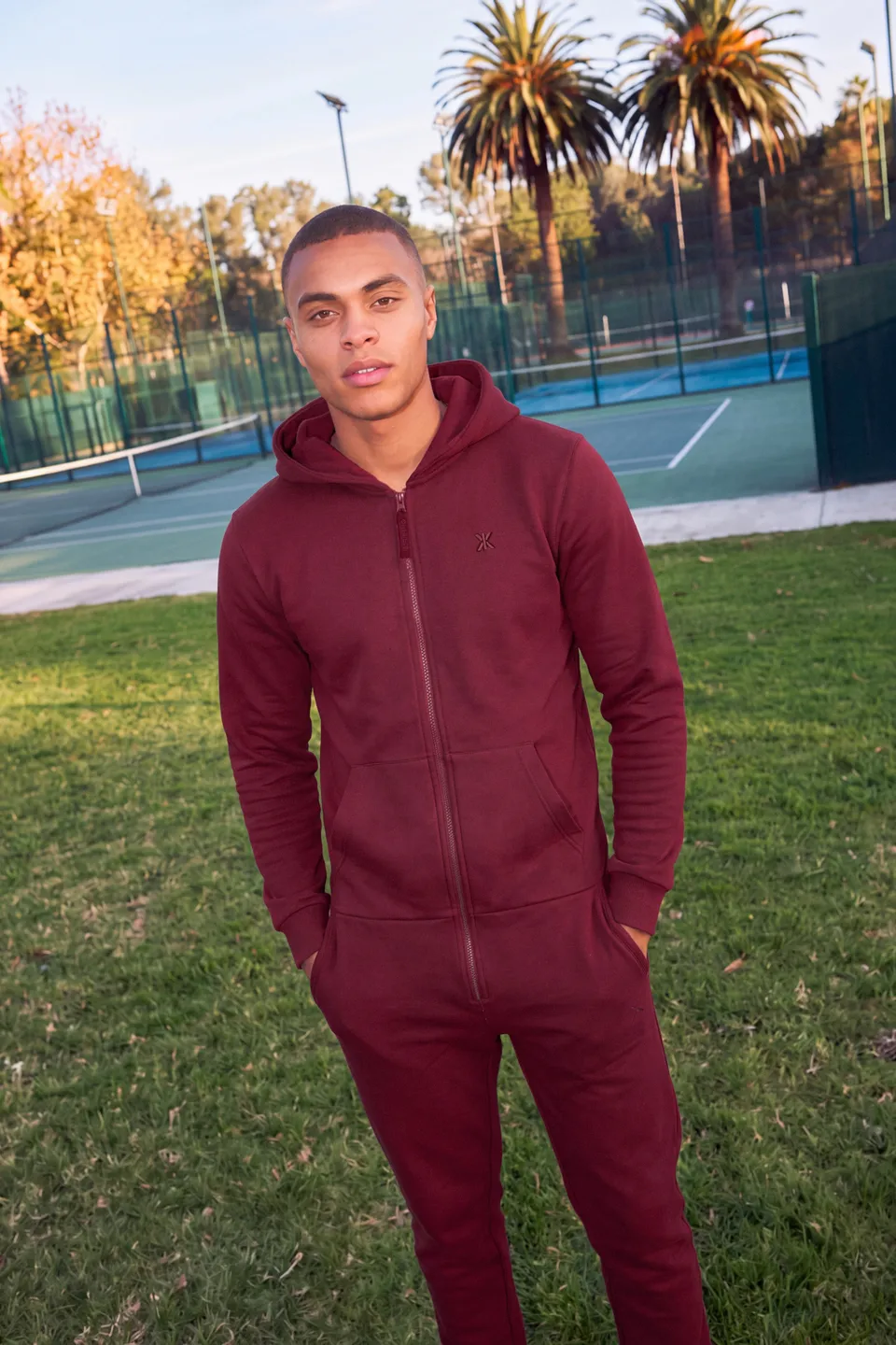 onepiece-original-onesie-2-0-jumpsuit-damen-wine-rot image 1