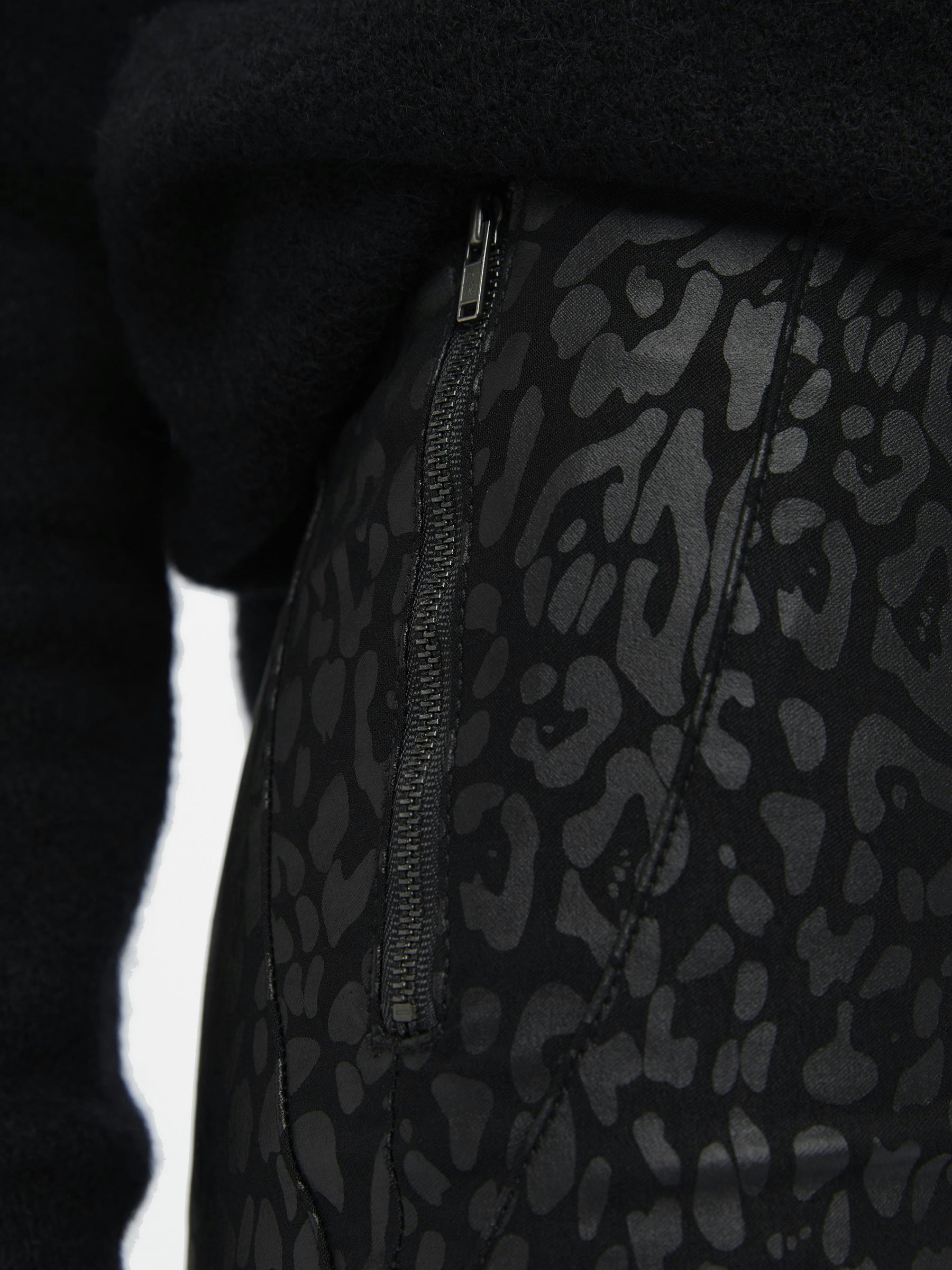 object-objbelle-legging-coated-glitzer-mid-waist image 6