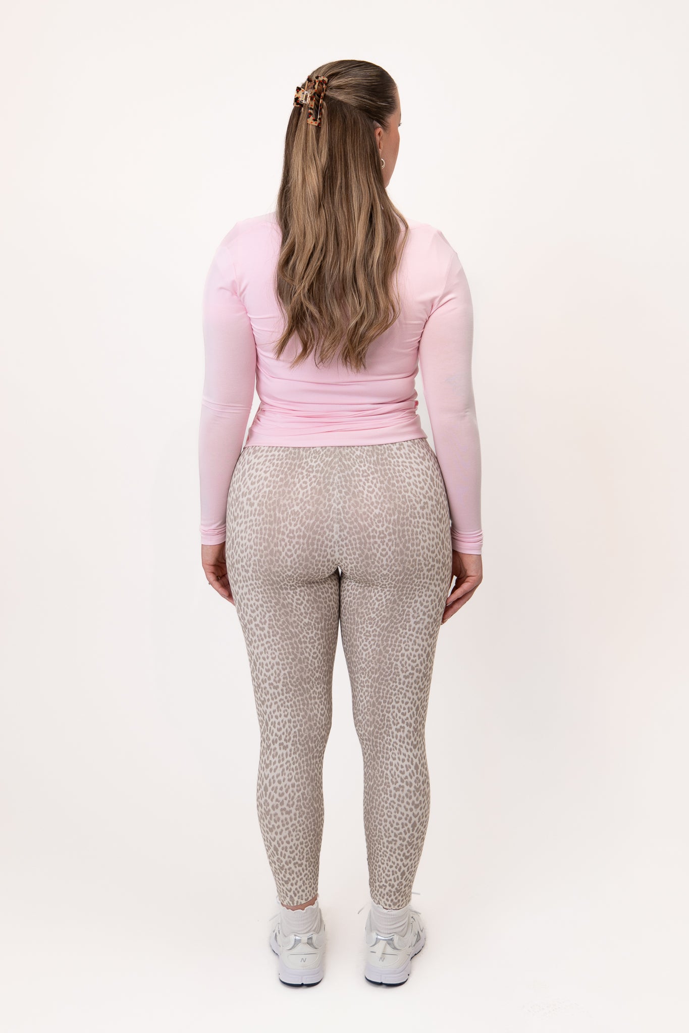 oh-april-rita-cropped-leggings-micro-leo-beige-7-8 image 8