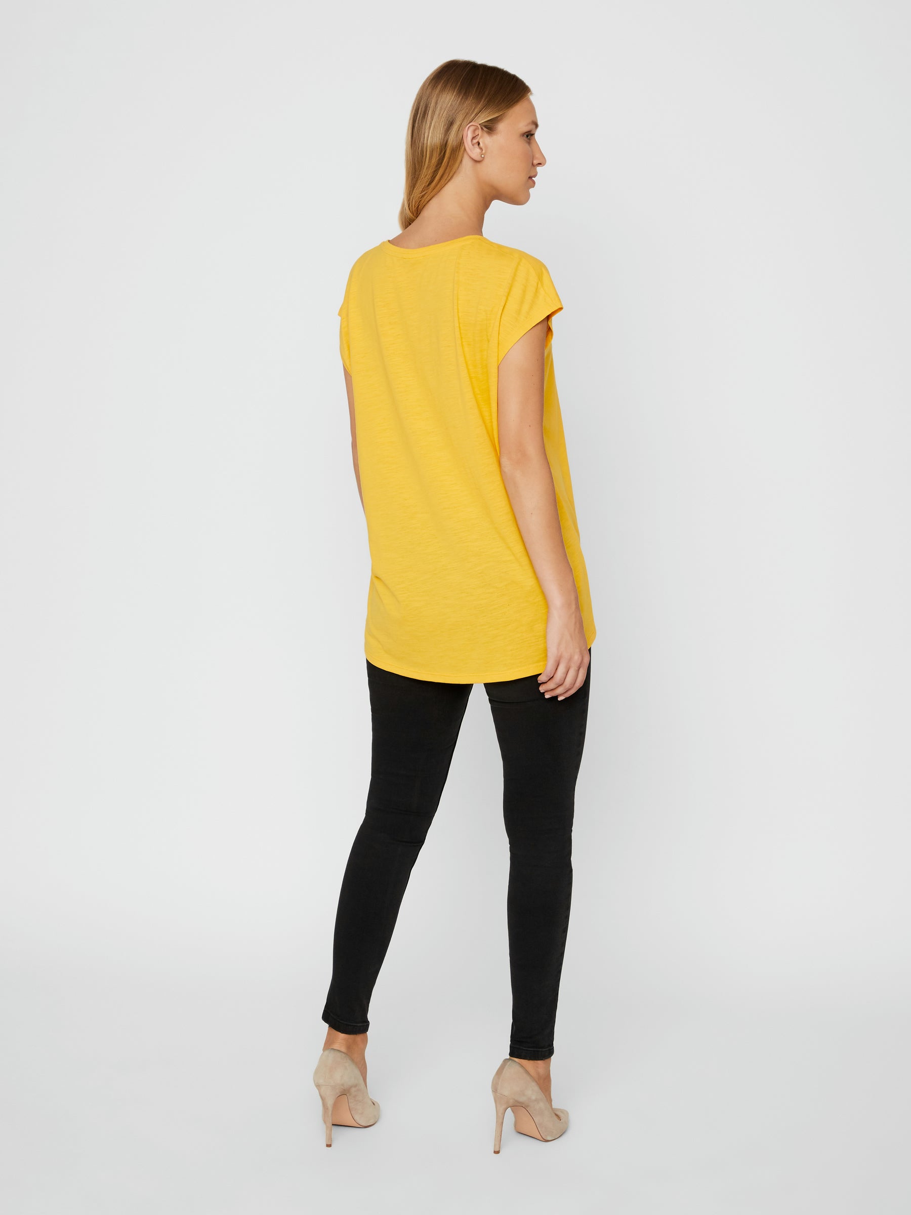 noisy-may-oversized-t-shirt-damen-rundhals-locker-65-cm image 3